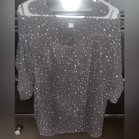 Torrid size 2 3/4 sleeve stars blouse - Picture 3 of 3